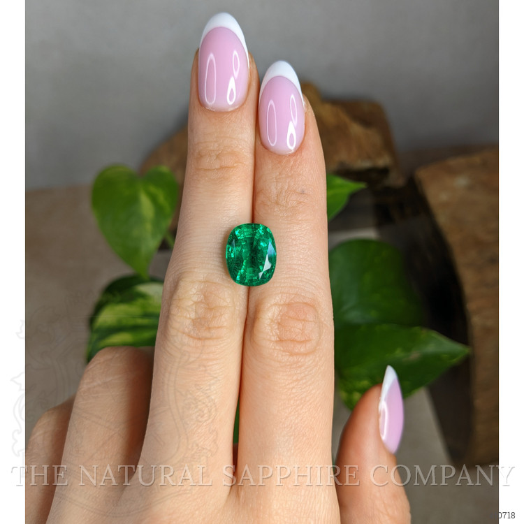 6.05 Ct. Emerald from Colombia