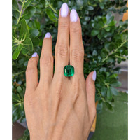8.47 Ct. Emerald from Colombia Life Style