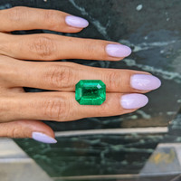 12.23 Ct. Emerald from Colombia Life Style
