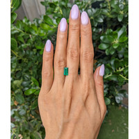 1.38 Ct. Emerald from Colombia Life Style