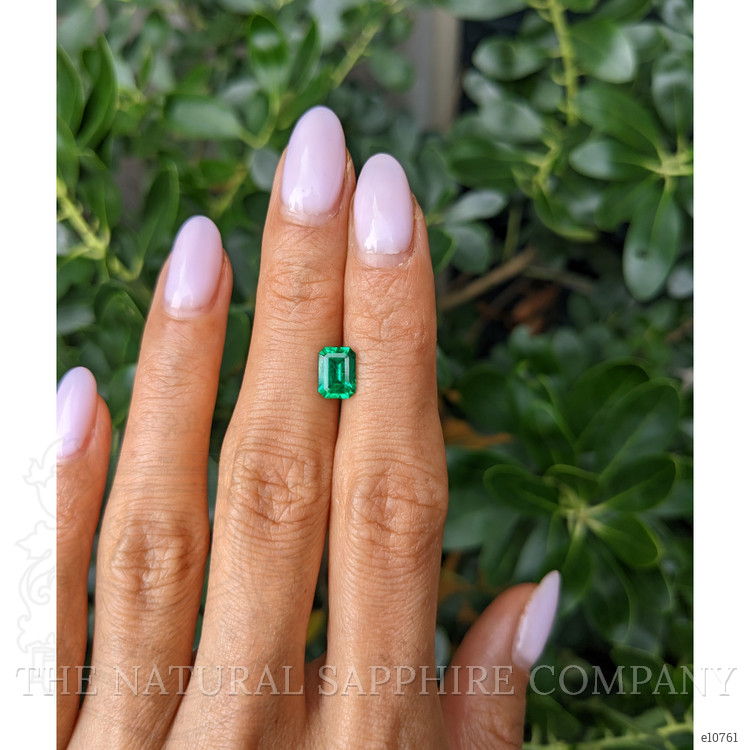 1.06 Ct. Emerald from Colombia - Muzo
