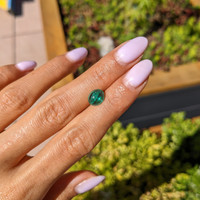 1.84 Ct. Cabochon Emerald from Colombia Life Style