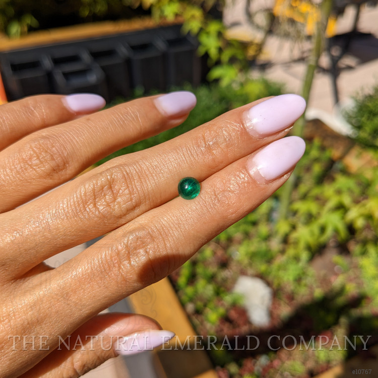 0.88 Ct. Cabochon Emerald from Colombia