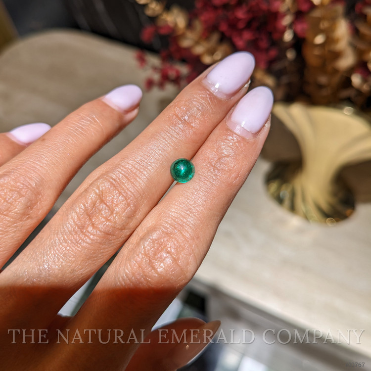 0.88 Ct. Cabochon Emerald from Colombia