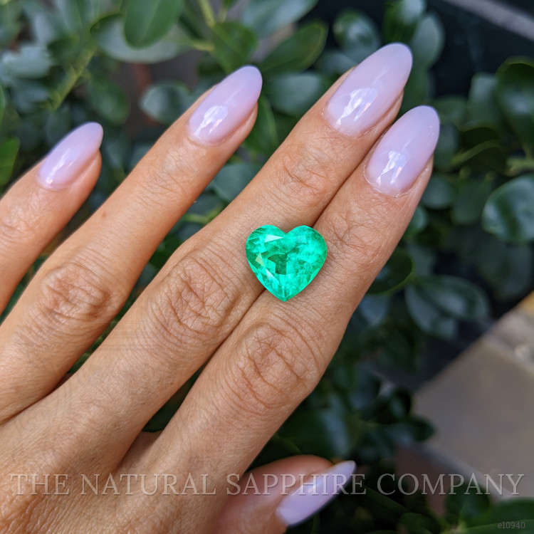 7.20 Ct. Emerald from Colombia