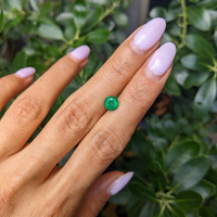1.04 Ct. Emerald from Zambia Life Style
