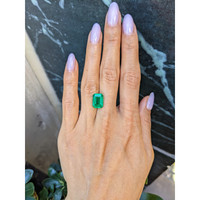 5.06 Ct. Emerald from Colombia Life Style
