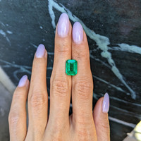 5.06 Ct. Emerald from Colombia Life Style