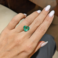 3.10 Ct. Emerald from Colombia Life Style