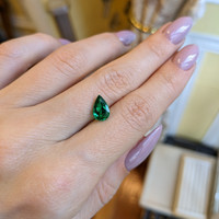 1.22 Ct. Emerald from Zambia Life Style