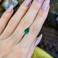 1.22 Ct. Emerald from Zambia Life Style