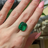 9.36 Ct. Emerald from Zambia Life Style
