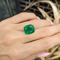 9.36 Ct. Emerald from Zambia Life Style