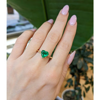 1.58 Ct. Emerald from Zambia Life Style