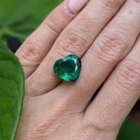 5.46 Ct. Emerald from Zambia Life Style