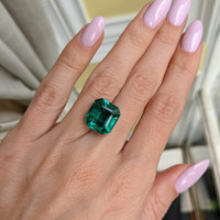 10.64 Ct. Emerald from Zambia Life Style