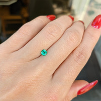 0.32 Ct. Emerald from Zambia Life Style