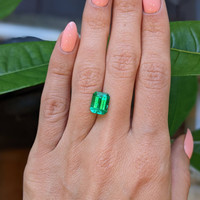 3.06 Ct. Emerald from Colombia Life Style