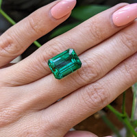 11.15 Ct. Emerald from Zambia Life Style