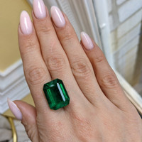 15.96 Ct. Emerald from Zambia Life Style