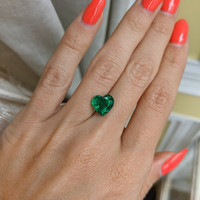 2.64 Ct. Emerald from Zambia Life Style