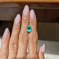 3.23 Ct. Emerald from Colombia Life Style