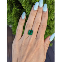 4.53 Ct. Emerald from Zambia Life Style