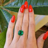 3.72 Ct. Emerald from Colombia Life Style