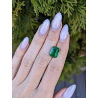 4.55 Ct. Emerald from Zambia Life Style