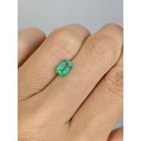 0.72 Ct. Emerald from Colombia Life Style