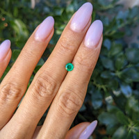 0.34 Ct. Emerald from Colombia Life Style
