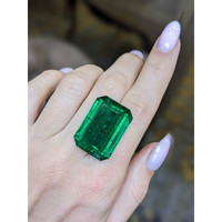 37.39 Ct. Emerald from Zambia Life Style