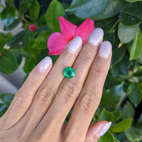 2.55 Ct. Emerald from Zambia Life Style