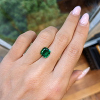 2.18 Ct. Emerald from Zambia Life Style