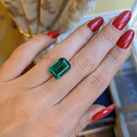 5.66 Ct. Emerald from Zambia Life Style
