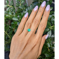 1.00 Ct. Emerald from Brazil Life Style