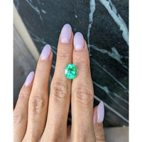 4.62 Ct. Emerald from Colombia Life Style