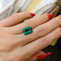 4.31 Ct. Emerald from Zambia Life Style