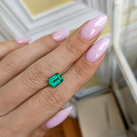1.47 Ct. Emerald from Zambia Life Style