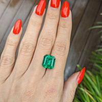 5.36 Ct. Emerald from Colombia Life Style