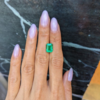 3.11 Ct. Emerald from Colombia Life Style