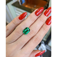 3.09 Ct. Emerald from Zambia Life Style