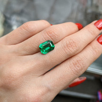 3.09 Ct. Emerald from Zambia Life Style