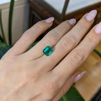 2.61 Ct. Emerald from Zambia Life Style