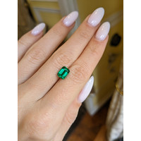 1.83 Ct. Emerald from Zambia Life Style