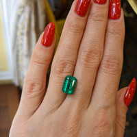 3.53 Ct. Emerald from Zambia Life Style