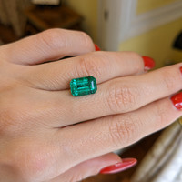 3.53 Ct. Emerald from Zambia Life Style