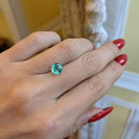 1.07 Ct. Emerald from Colombia Life Style