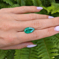 4.50 Ct. Emerald from Brazil Life Style