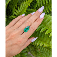 4.50 Ct. Emerald from Brazil Life Style